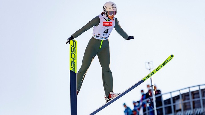 Začína sa sezóna skokanov na lyžiach aj s Mesíkovou